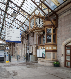 RailwayStation_Platform5_clock_side_wide_MB