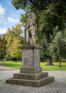 Sir Walter Scott statue on the South Inch